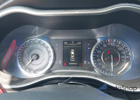 2016 Chrysler 200 Limited from USA, damaged, VIN 1C3CCCAB2GN160856